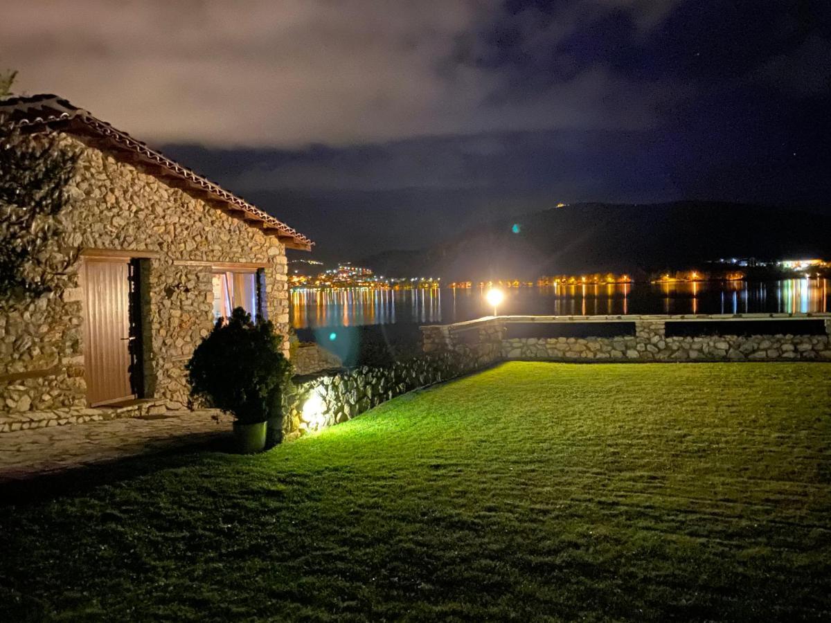 The Little Stone House By The Lake Kastoria Eksteriør billede